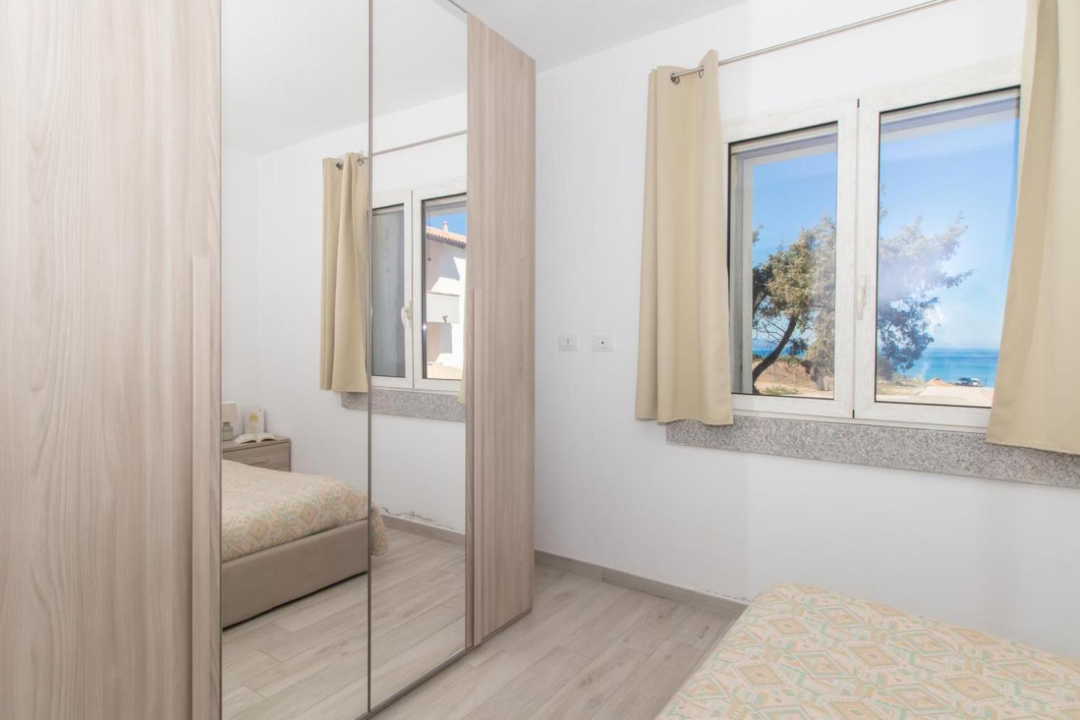Sardegna Isola Rossa Casa Mirta Vista Mare E Wifi Apartamento Exterior foto